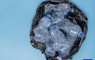 Recyclage plastique en entreprise en Suisse : découvrez des solutions efficaces, des chiffres récents et des méthodes concrètes pour réduire et valoriser vos déchets plastiques.